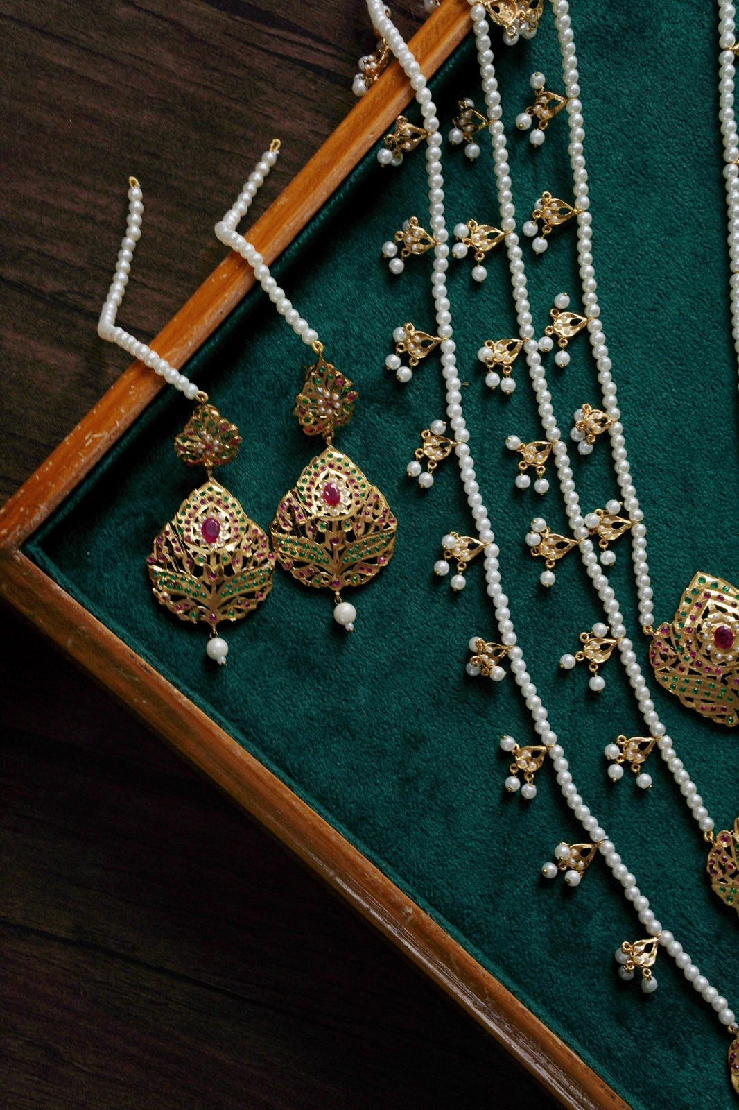 Zeenat Multi and Pearl Gold-plated Bridal Set