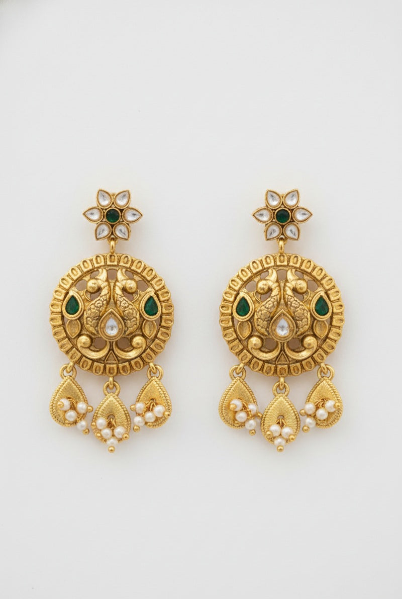 Jadau Pachi Kundan Choker Set