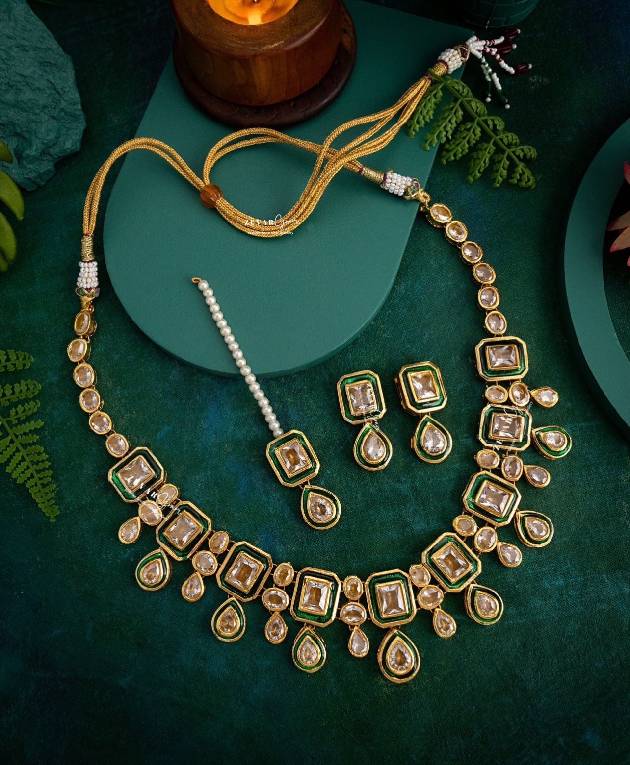 Sunehri Noor Gold-plated Polki Choker Set