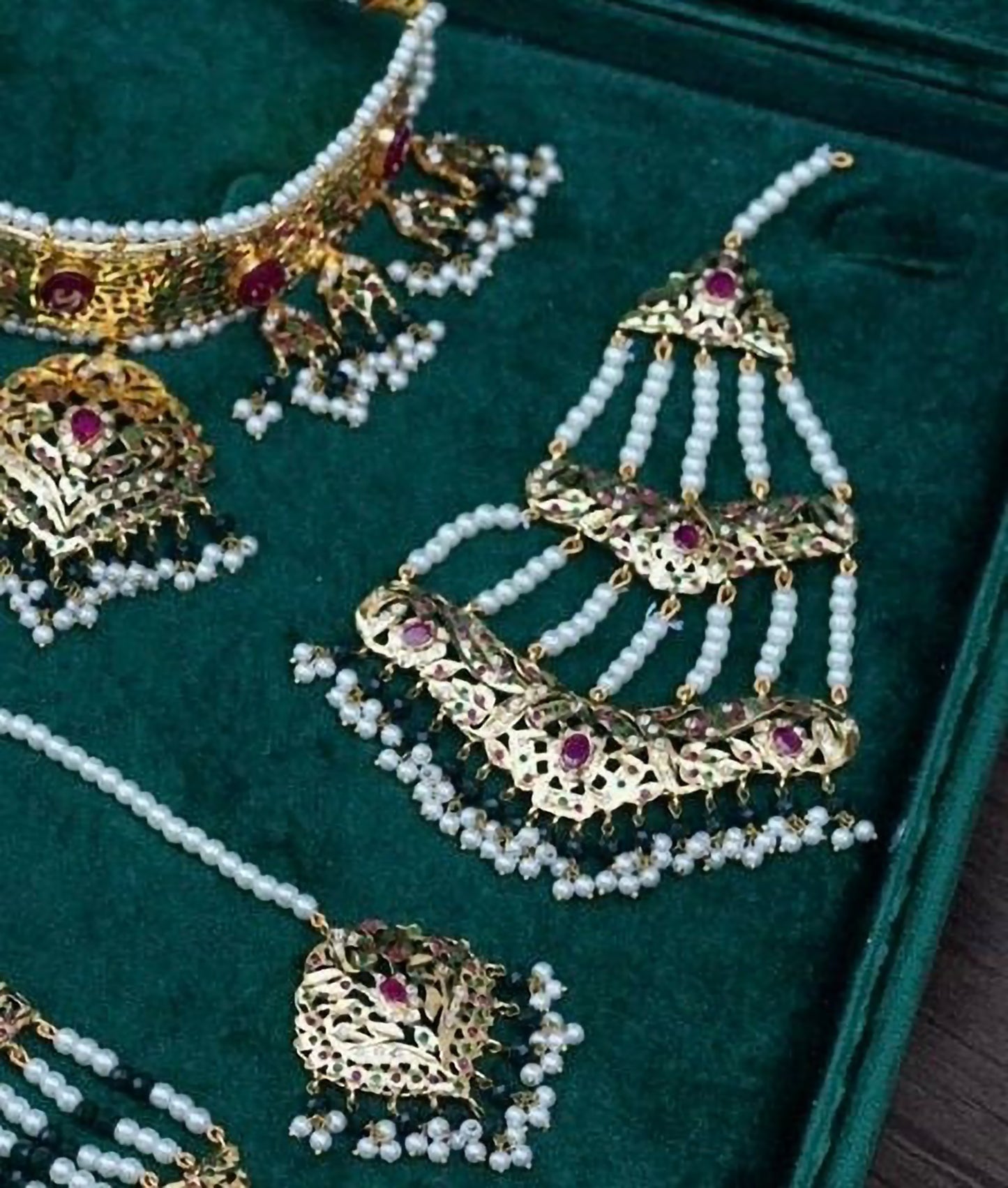 Sultana Ruby Gold-plated Jadau Bridal Set