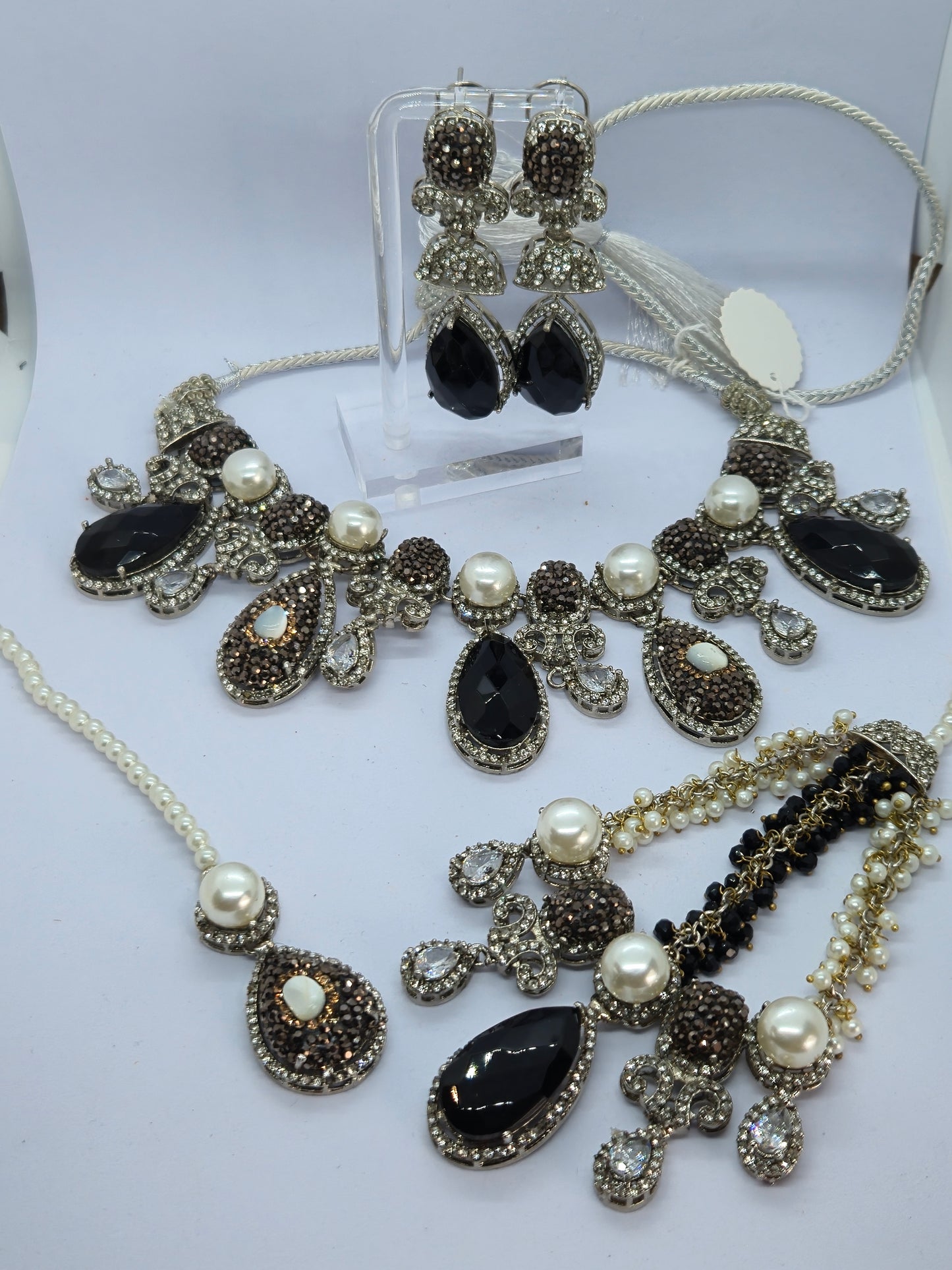 statement jewellery