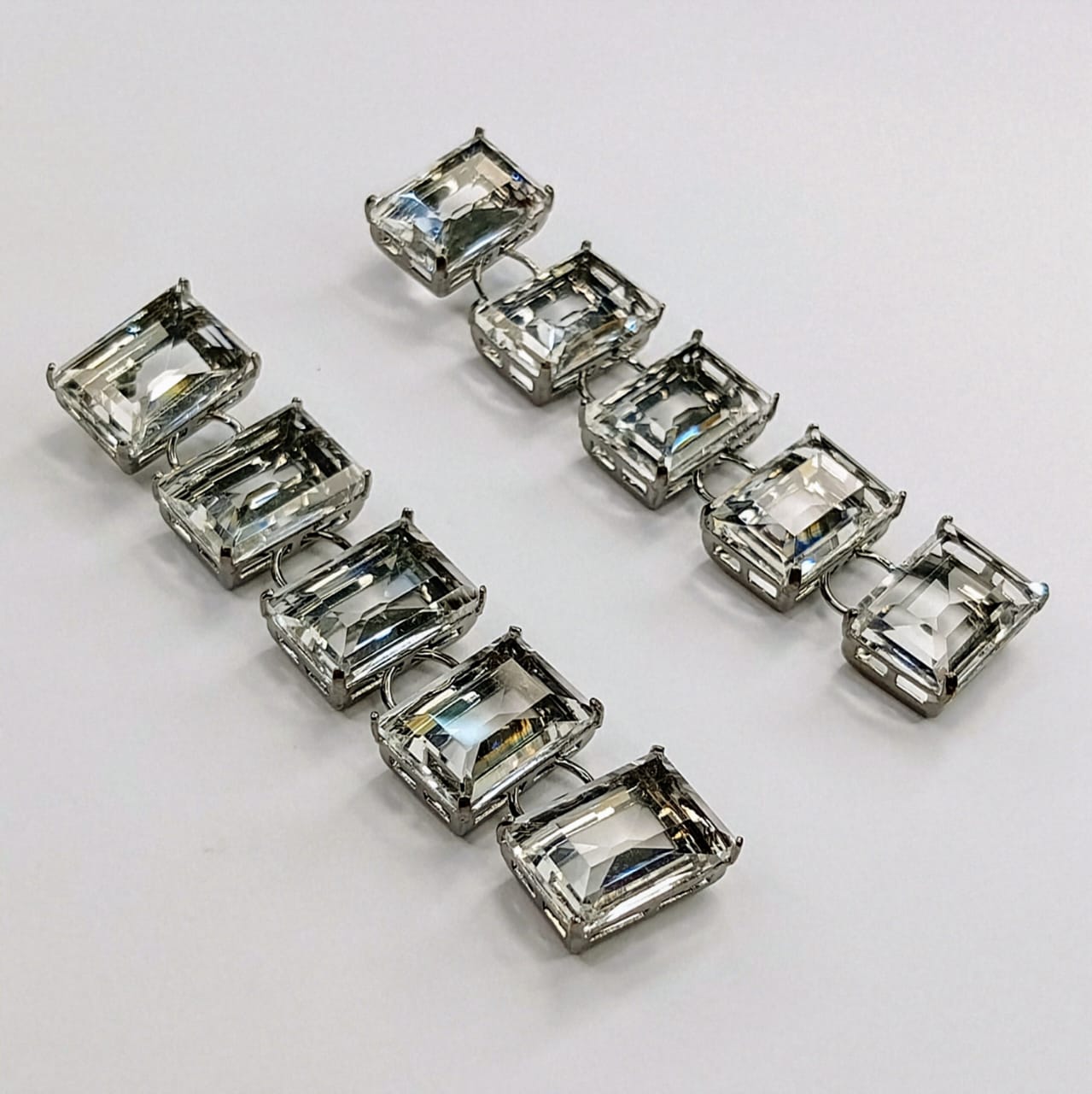 The Baguette Cascade Drops | Linear Crystal Chain