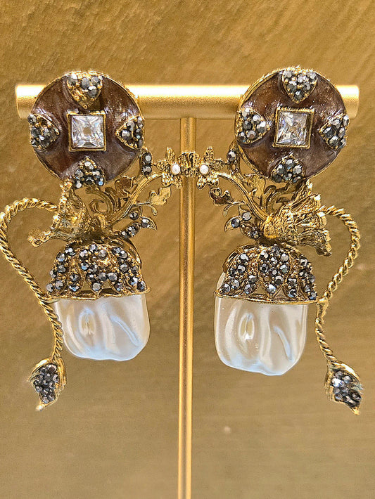 stud earrings for women​